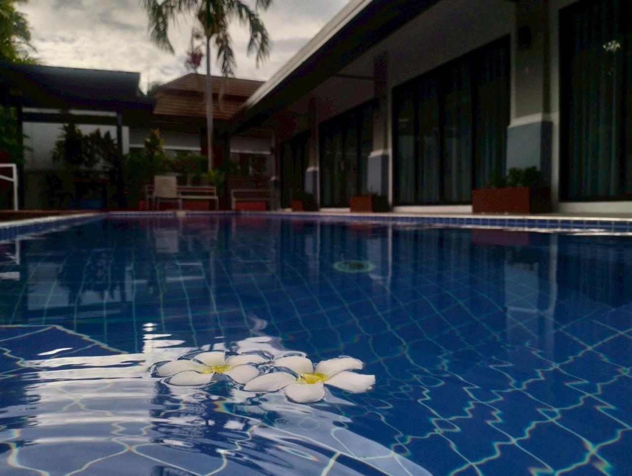 De Palm Poolvilla Phuket * Ban Chin Tham Mai